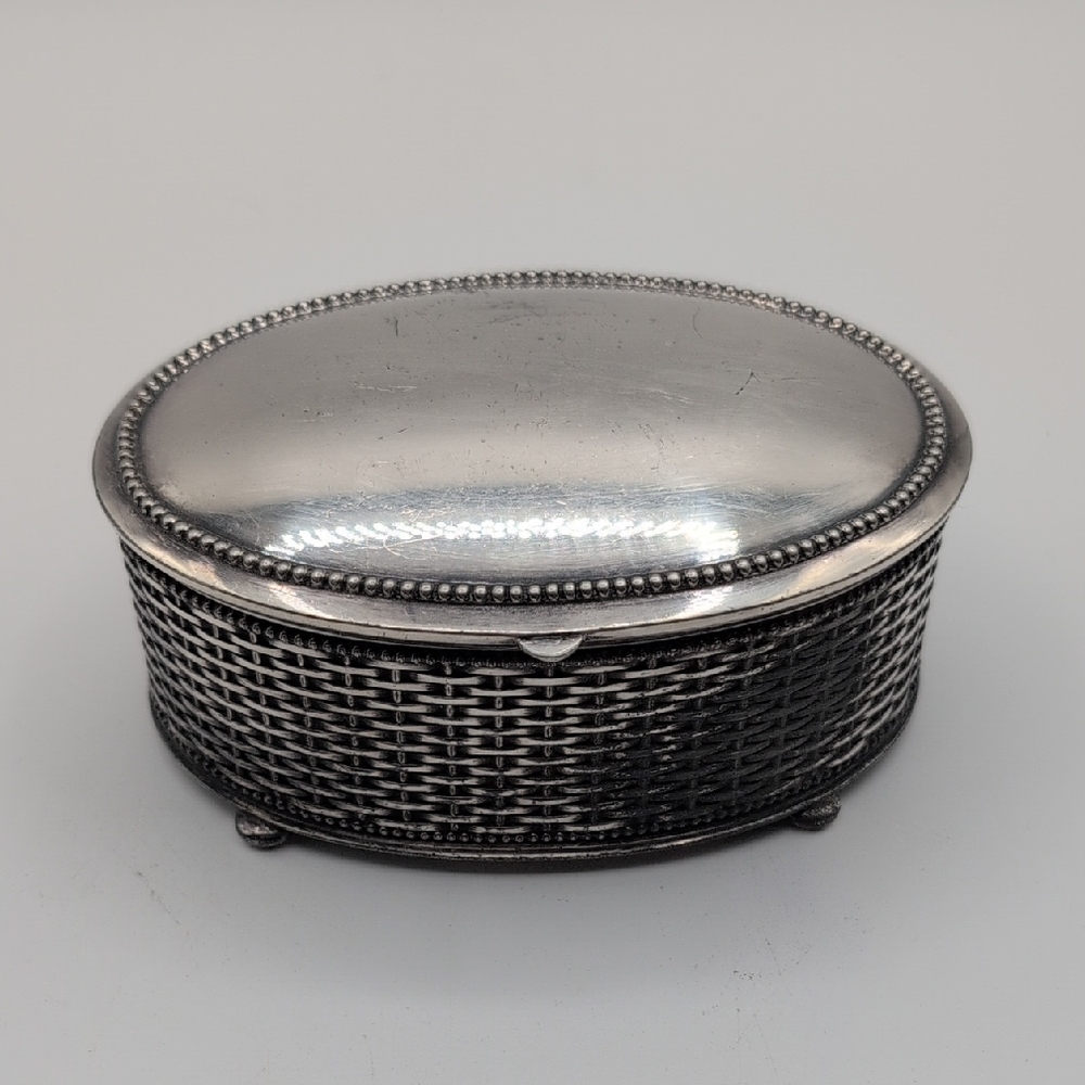 Vintage Quadruple Plated Silver Oval Trinket Box